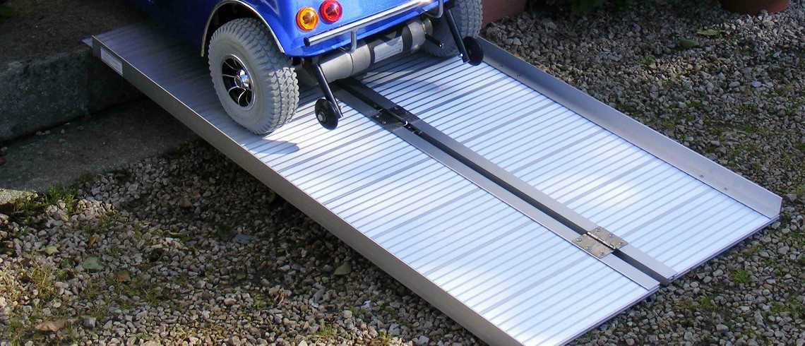 Aluminium suitcase ramp